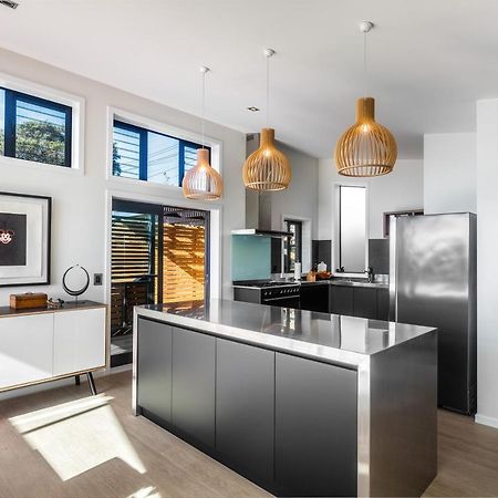 Taonga With Sea Views By Waiheke Unlimited Villa Oneroa Exteriör bild