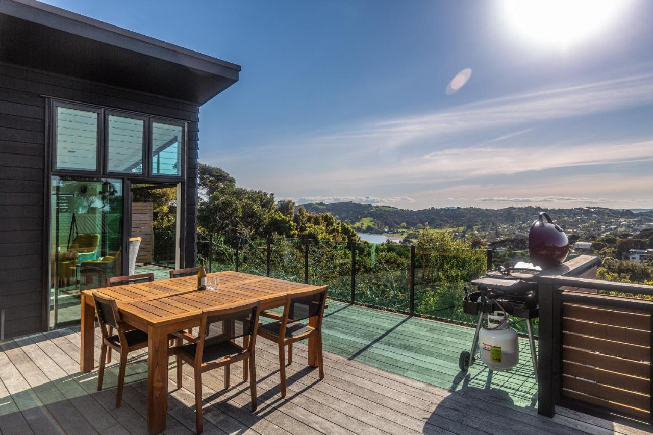Taonga With Sea Views By Waiheke Unlimited Villa Oneroa Exteriör bild